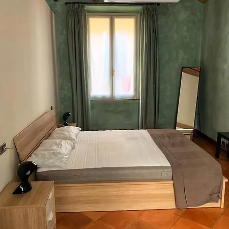 Appartamento Di Prestigio In Via Emilia Centro